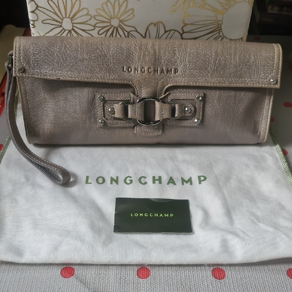 Longchamp Shimmering Beige Wristlet
